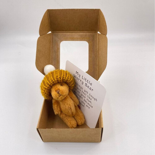 Mini urso de pelúcia feito à mão com chapéu de tricô e