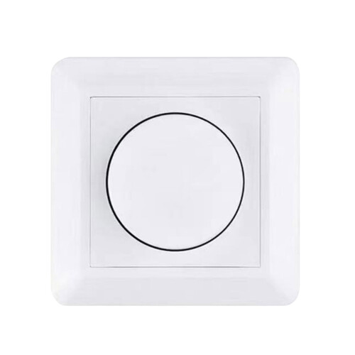 Interruttore dimmer regolabile per casa e ufficio, risparmio energetico.