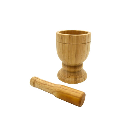 Petit mortier et pilon en bois