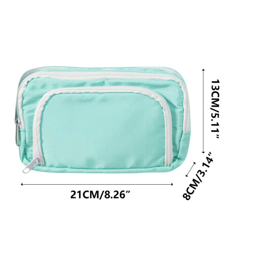 Etui met extra grote capaciteit, gemaakt van nylon. 2
