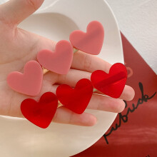 Pinzas para el cabello con forma de corazón, de plástico, 3 piezas