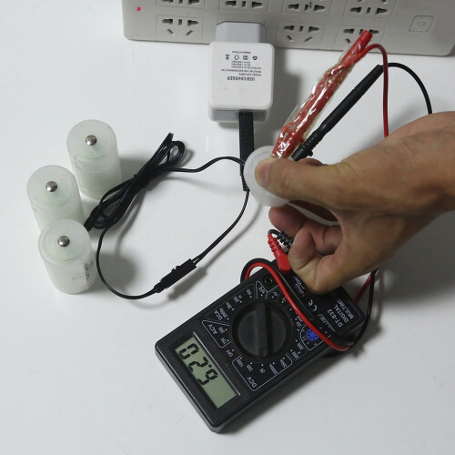USB til 1,5V-6V D-batterierstatning for LED-lys 1