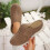 Sapatos femininos marrons confortáveis com biqueira acolchoada e sola grossa. 2