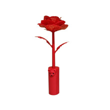 Lámpara de noche con forma de rosa y oso con detalles de lámina dorada, luz LED suave.