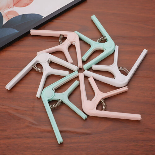 Capodastre vert pour guitare acoustique 6 cordes 1