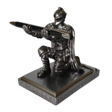 Βάση στήριξης στυλό Knight Soldier για τηλέφωνο και χειριστήριο