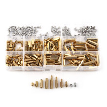 Kit de separadores de latón para placas de circuito impreso con columnas espaciadoras hexagonales y tuercas.