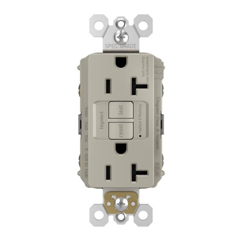 Radiant GFCI Duplex Outlet 20 A 125 V Niklowane