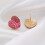 Orecchini a perno a forma di cuore con nastro rosa per donna (1 paio) 4