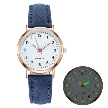 Relógio feminino retrô luminoso de quartzo com detalhes em diamante.