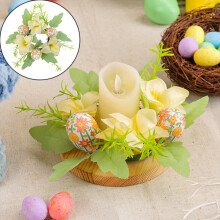 Frühlingskerzenkranz mit künstlichen Blumen und Eiern