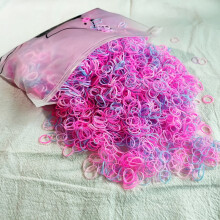 500 stuks kleurrijke wegwerp elastiekjes voor meisjes, geschikt als haarelastiekjes voor paardenstaarten en andere haaraccessoires voor kinderen.