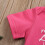 Baby-Strampler, kurzärmelig, Buchstabenprint, rosa, 6-9 Monate 4
