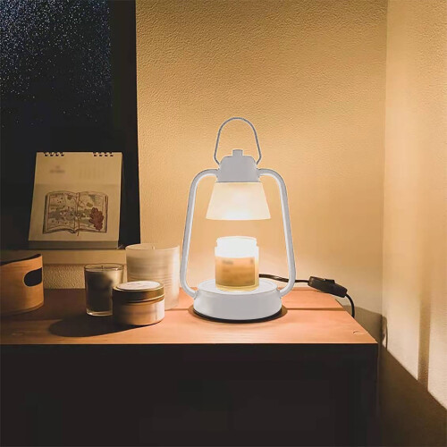 Weiße Vintage-Tischlampe mit Kerzenwärmer, Timer und