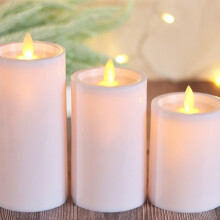 Coinneal LED gan lasair, oibrithe le ceallraí, pacáiste de 4