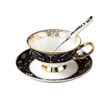 Service à café rétro en porcelaine fine avec soucoupes, 6 pièces