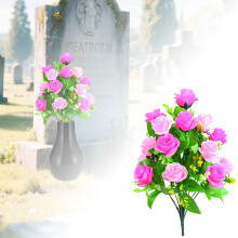 Bouquet de roses et de lys en soie pour tombes – extérieur