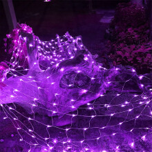 Kültéri hálós lámpák lila színben6,6 láb 6,6 láb 144 LED 8 üzemmód