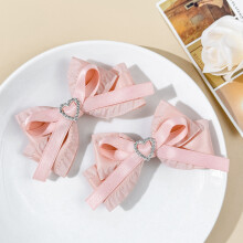 Women's beige heart-shaped rhinestone bow hair clip