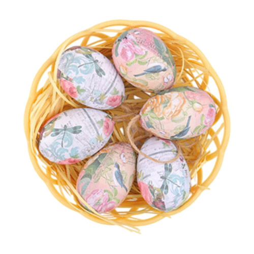 Décoration de Pâques : œufs suspendus, panier tressé, œufs peints 1