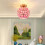 Lampadario da soffitto Gallickan con design floreale rosa 4