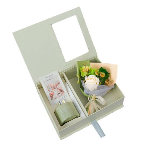 Coffret cadeau spa pour la Saint-Valentin (120 ml) 1
