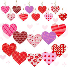 Heart-Shaped Wooden Valentine's Day Hanging Decoration