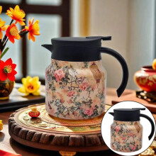 Théière avec couvercle et infuseur, motif floral vintage