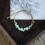 Pulseira de cerâmica feminina com design elegante. 6