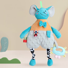 Poupée en peluche avec anneau de dentition et papier froissé