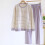 Completo pigiama da donna a maniche lunghe in cotone a righe, composto da 2 pezzi. 3