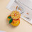 Abrebotellas naranja, utensilio de cocina con imán 1