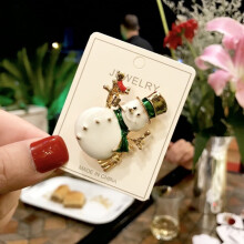 Christmas Brooch Badge Accessories Festive Personalized Decorative Pins For Home Holiday Decoration