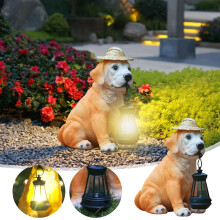 Napelemes LED-es labrador kiskutya szobor kalappal, gyanta, 7,87x6,3