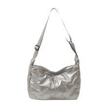 Lässige Damen-Schultertasche aus PU-Leder, silberfarben, 30 cm