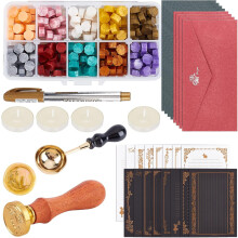 Kit de lacre de cera com contas, colher, carimbo, canetas e envelopes.