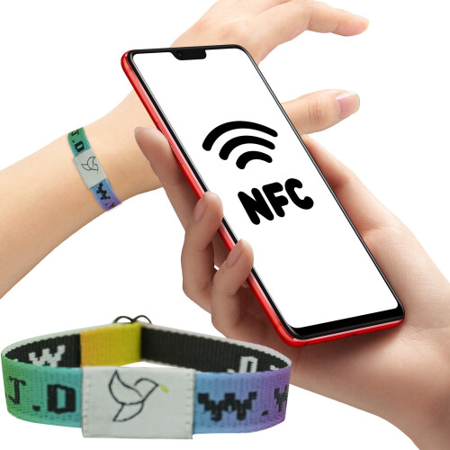 NFC-Armband mit inspirierendem Vers