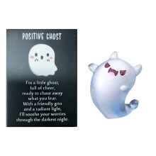 Mini figure di fantasmi fosforescenti per decorazioni di Halloween.