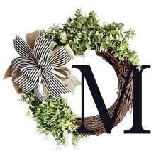 Couronne de porte d'entrée avec nœud et nom de famille personnalisé