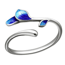 Verstelbare ring in de vorm van boombladeren, geschikt voor dagelijks gebruik en feestjes.