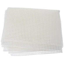 feuille de maille blanche vierge pour la confection de tapis Ă crocheter