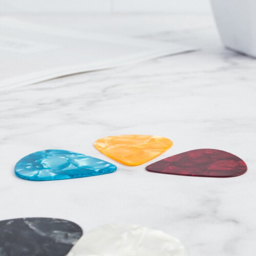 Guitar Picks Heart Shape 60 pcs Assorted Colors 1