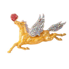 Horse Brooch Alloy Jewelry Sturdy Craftsmanship Smooth