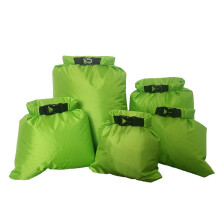 Bolsa impermeable verde para mochila (5 unidades)
