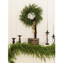 Couronne de Noël artificielle en pin de Norfolk, 56 cm