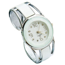 Dameshorloge met ronde armband, analoog quartz uurwerk.