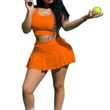 Women's 2-Piece Activewear Set: Sleeveless Crop Top +
