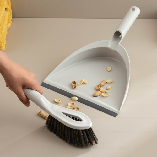 Set di paletta e spazzola per cucina e pavimenti