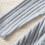 graues, langärmeliges Rippstrickkleid für Mädchen 5