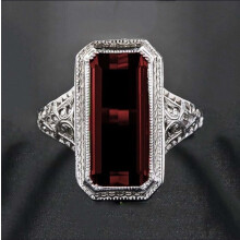 Women's emerald ring with zircon inlay rectangular shape
